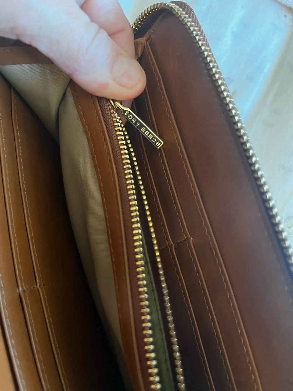 Tory Burch tory burch